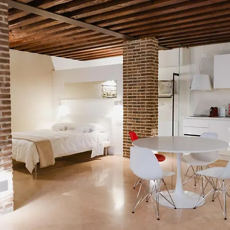Retreat Centro Antico Elegante In Palazzo Storico *