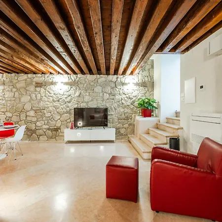 アパート Retreat Centro Antico Elegante In Palazzo Storico