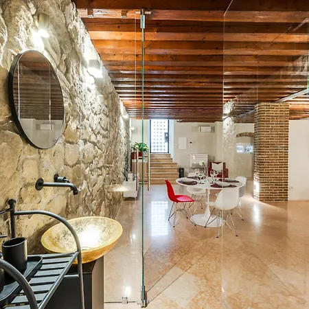 Retreat Centro Antico Elegante In Palazzo Storico ヴェローナ