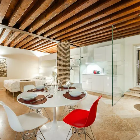 アパート Retreat Centro Antico Elegante In Palazzo Storico