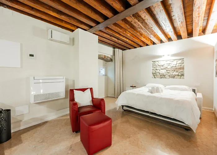 Lägenhet Retreat Centro Antico Elegante In Palazzo Storico *