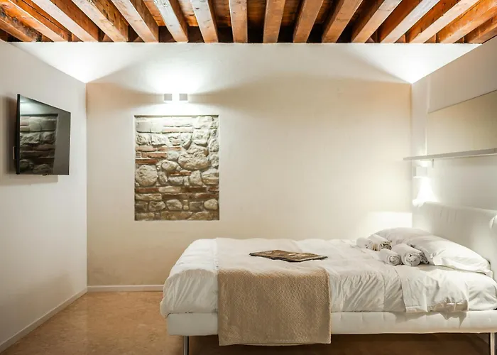 Lägenhet Retreat Centro Antico Elegante In Palazzo Storico Verona