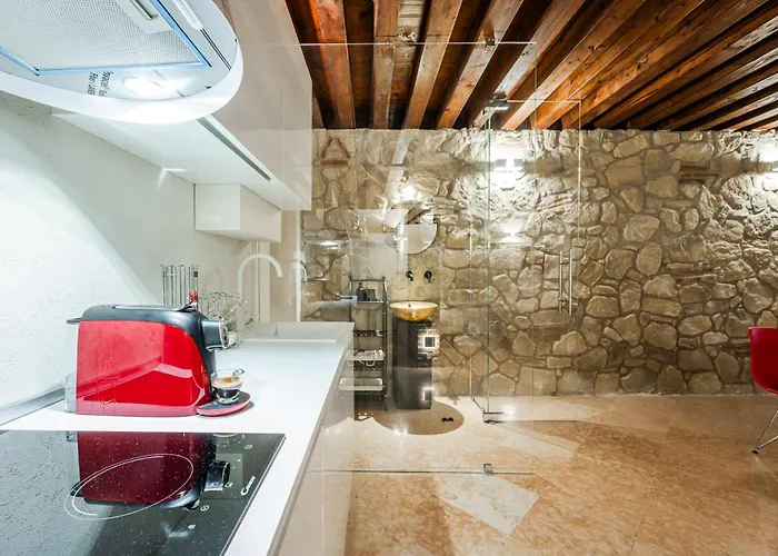 Retreat Centro Antico Elegante In Palazzo Storico Lägenhet *