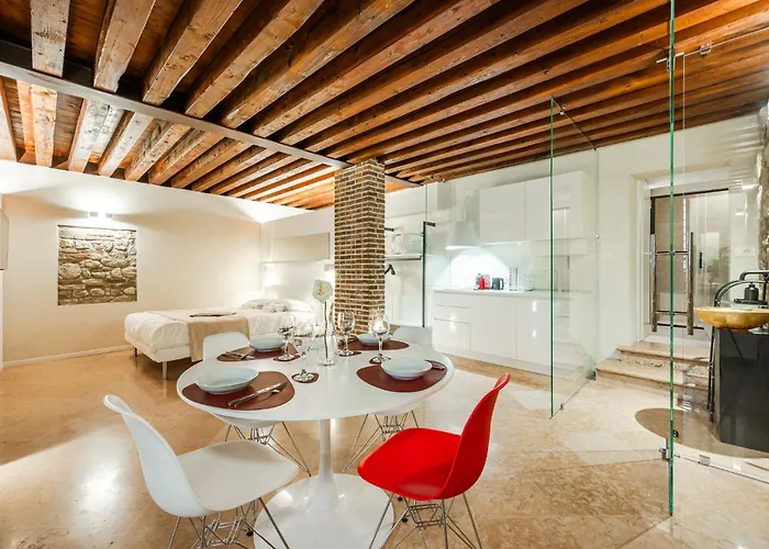 Lägenhet Retreat Centro Antico Elegante In Palazzo Storico