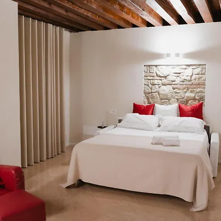 Retreat Centro Antico Elegante In Palazzo Storico דירה
